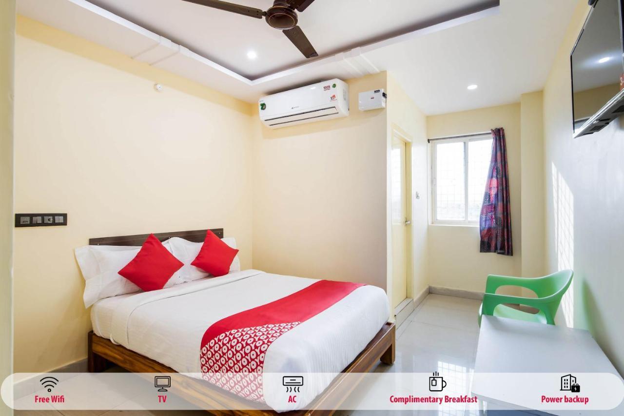 Hotel Oyo Mohan Residency Kurmannapalem Esterno foto