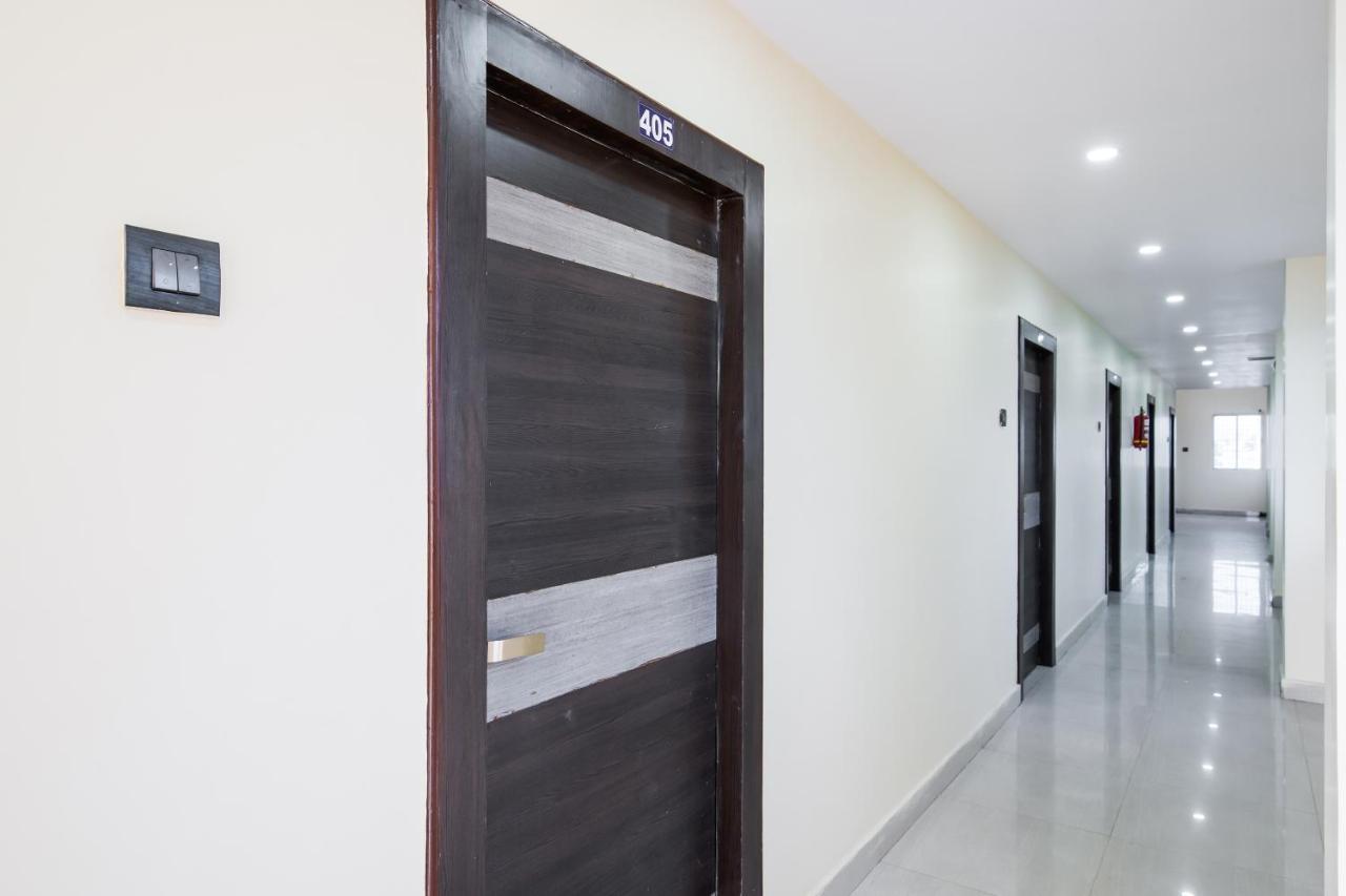 Hotel Oyo Mohan Residency Kurmannapalem Esterno foto